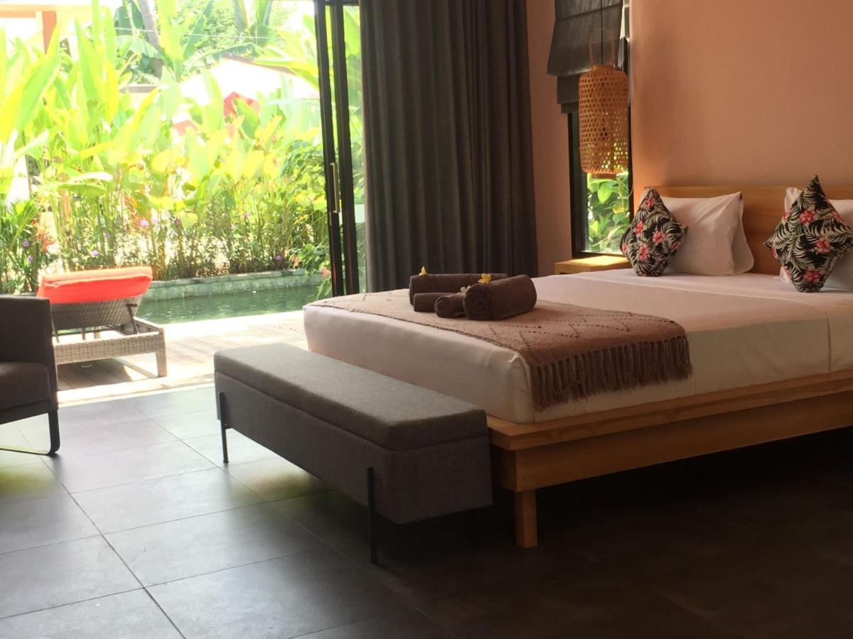 Le Chien Rouge Hotel Lovina  Exterior photo